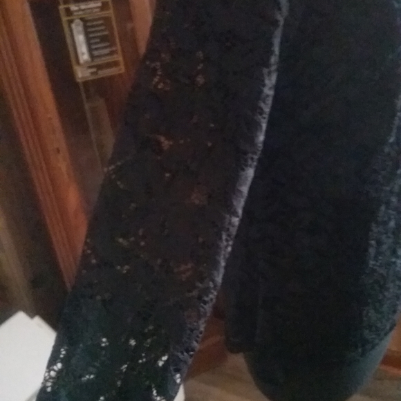 Lace blouse - Picture 4 of 5